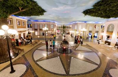 Conheça o KidZania, um parque que funciona como uma cidade